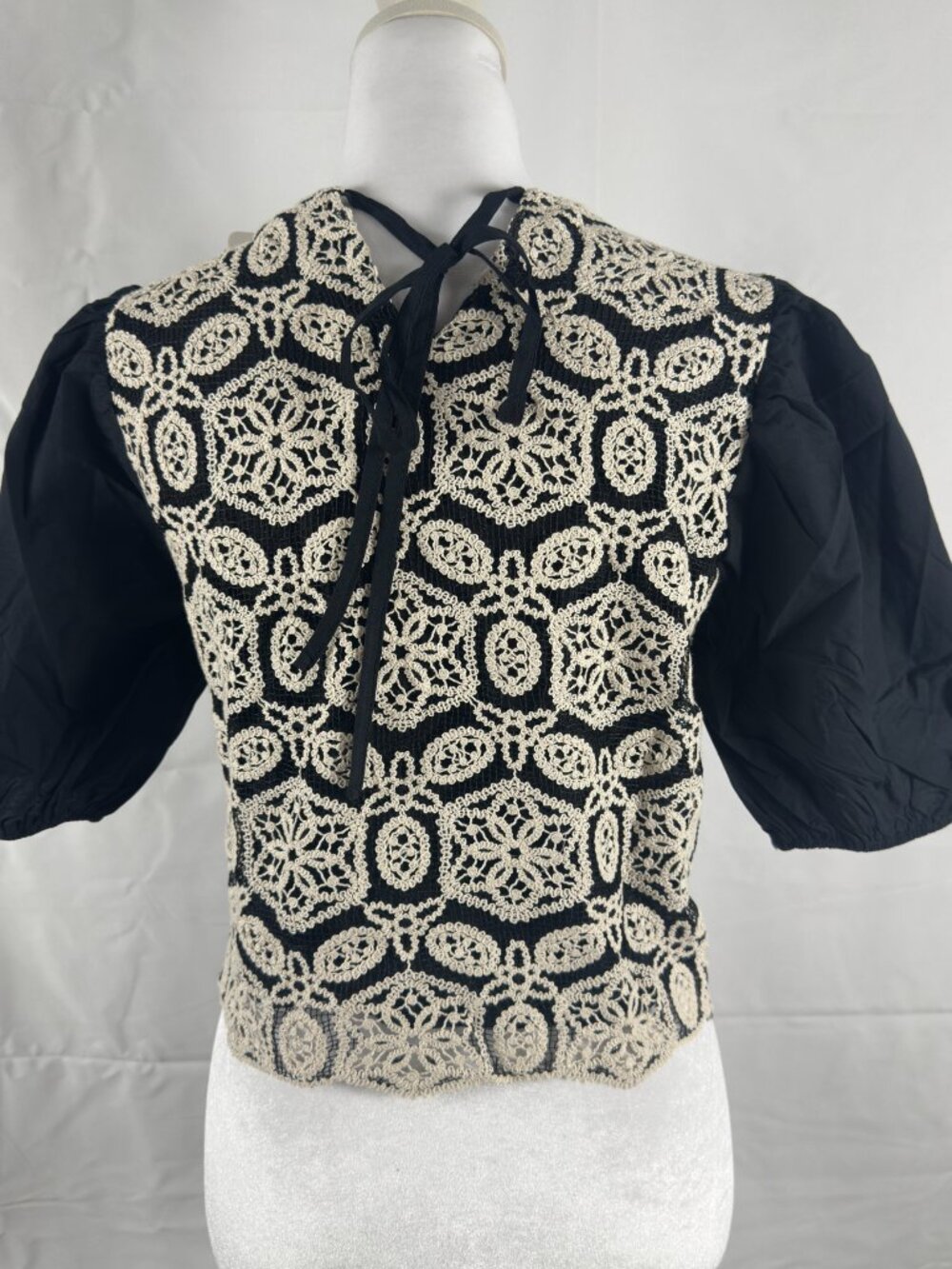 Heyson Embroidered Puff Sleeve Top – Black & Cream – S/M/L – NWT BTS, Work, Fall - Picture 14 of 16